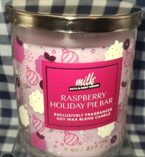 Bath & Body Works Milk Bar Raspberry Holiday Pie Bar Candle - SINGLE WICK NEW